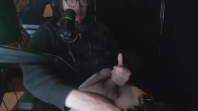 Snapshot of chicostick413 chatting on 12.23.25 chicostick413 online show from 12.23.25