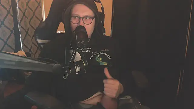 Snapshot of chicostick413 chatting on 01.06.26 chicostick413 online show from 01.06.26