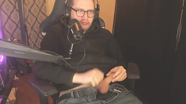 Snapshot of chicostick413 chatting on 02.02.26 chicostick413 online show from 02.02.26