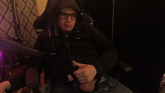 Snapshot of chicostick413 chatting on 02.06.26 chicostick413 online show from 02.06.26