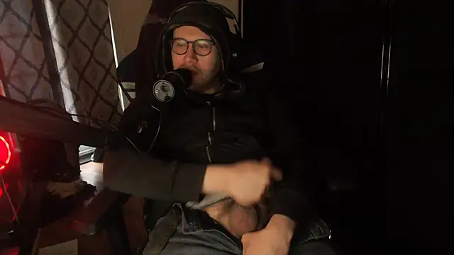 Snapshot of chicostick413 chatting on 02.15.26 chicostick413 online show from 02.15.26