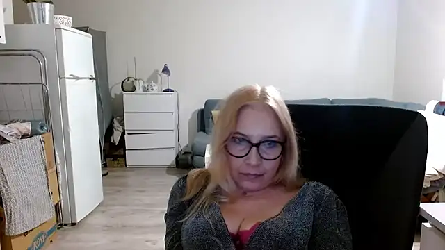 sofia xkiss online show from 03.02.25