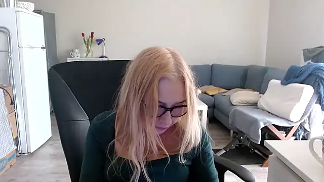 sofia xkiss online show from 03.12.25