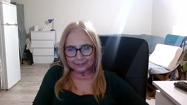 sofia xkiss online show from 03.15.25