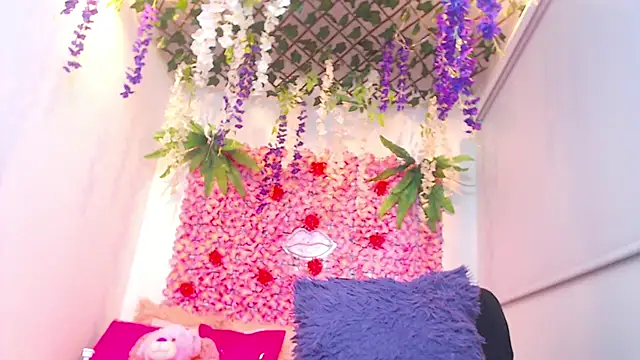 BLONDE SEXYHOT online show from 11.03.25