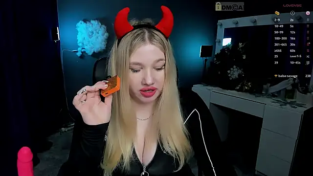 Snapshot of juli_kisss chatting on 01.15.25 juli kisss online show from 01.15.25