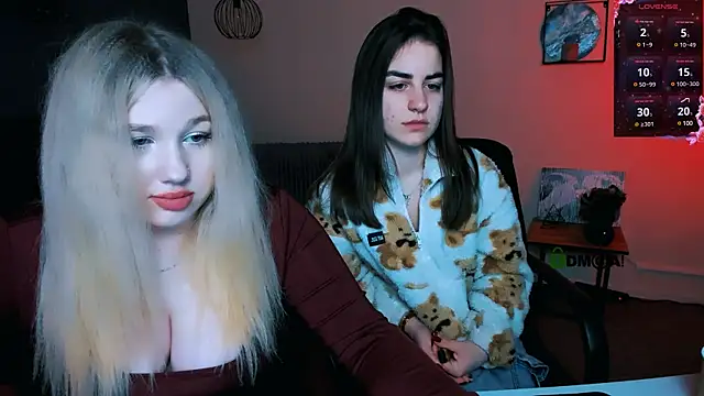 Snapshot of juli_kisss chatting on 01.27.25 juli kisss online show from 01.27.25