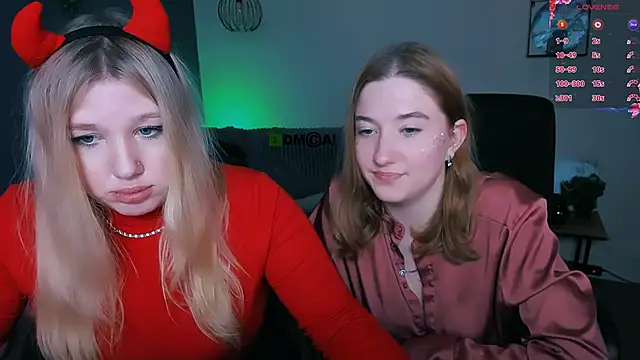 Snapshot of juli_kisss chatting on 02.01.25 juli kisss online show from 02.01.25