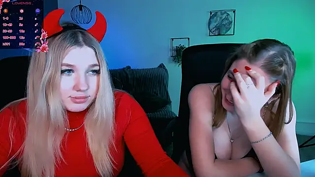 Snapshot of juli_kisss chatting on 02.09.25 juli kisss online show from 02.09.25