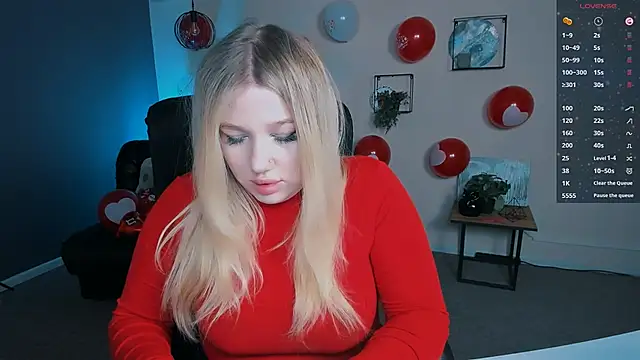 Snapshot of juli_kisss chatting on 02.16.25 juli kisss online show from 02.16.25