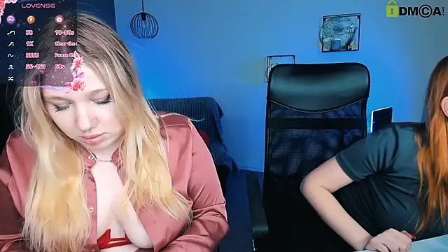 Snapshot of juli_kisss chatting on 03.09.25 juli kisss online show from 03.09.25