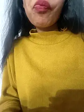 Snapshot of catreena chatting on 02.21.25 catreena online show from 02.21.25