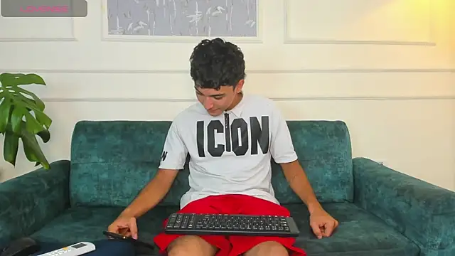 Snapshot of Austin_Cardieff chatting on 03.01.25 Austin Cardieff online show from 03.01.25