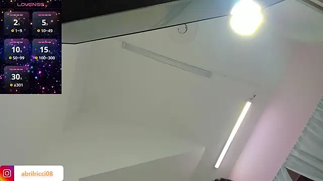 abril ricci online show from 02.05.25