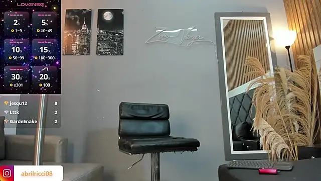 abril ricci online show from 02.08.25