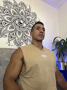 aaroncolombia online show from 11.17.25