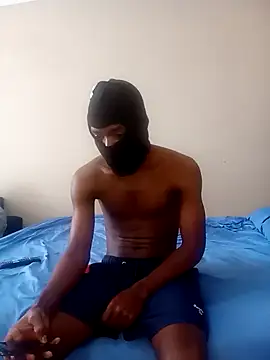 Snapshot of kinglorad chatting on 10.16.25 kinglorad online show from 10.16.25