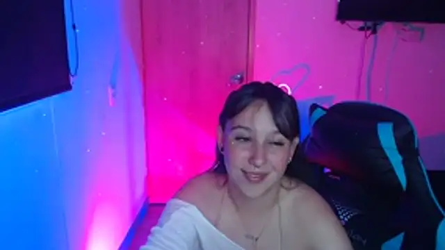 Snapshot of Skarlet_Adams28 chatting on 03.30.26 Skarlet Adams28 online show from 03.30.26