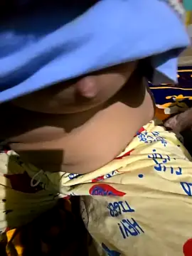 Snapshot of hotbaby_5 chatting on 12.14.24 hotbaby 5 online show from 12.14.24