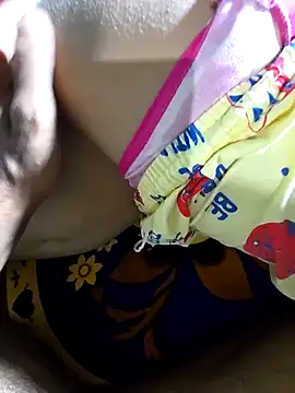 Snapshot of hotbaby_5 chatting on 12.21.24 hotbaby 5 online show from 12.21.24