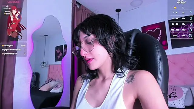 Hannys  cabernet online show from 12.22.24