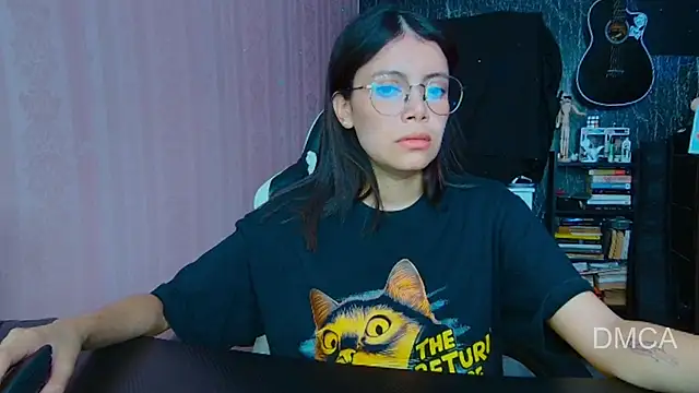 Snapshot of Drea_Foox chatting on 09.25.25 Drea Foox online show from 09.25.25