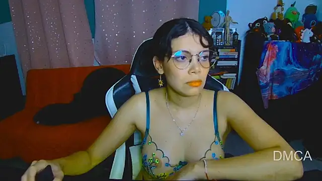 Drea Foox online show from 02.13.26