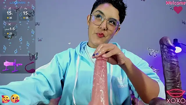 Kaira mosse online show from 02.15.25