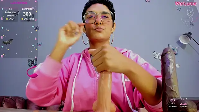 Kaira mosse online show from 03.09.25