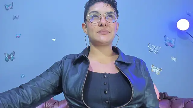 Kaira mosse online show from 01.13.26