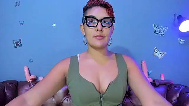 Kaira mosse online show from 03.12.26