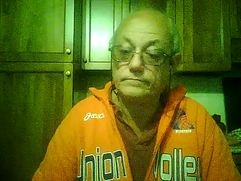 Snapshot of gianbragallini chatting on 10.01.25 gianbragallini online show from 10.01.25