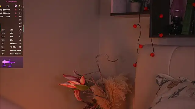 MiaBanger online show from 11.08.25