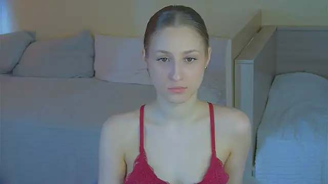 BritneyCruze online show from 04.09.26