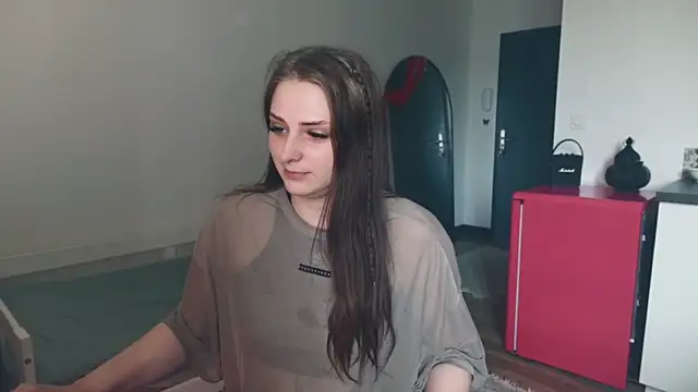 Snapshot of ce_leste__ chatting on 02.19.26 ce leste online show from 02.19.26