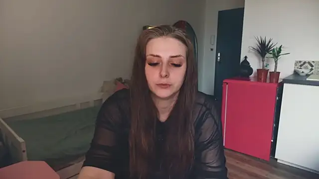 Snapshot of ce_leste__ chatting on 02.21.26 ce leste online show from 02.21.26