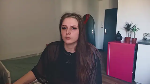 Snapshot of ce_leste__ chatting on 02.22.26 ce leste online show from 02.22.26