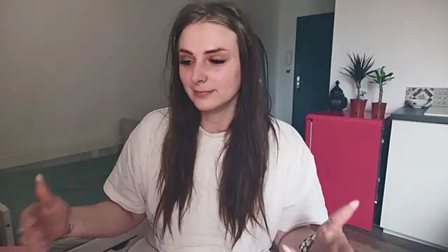 Snapshot of ce_leste__ chatting on 02.23.26 ce leste online show from 02.23.26