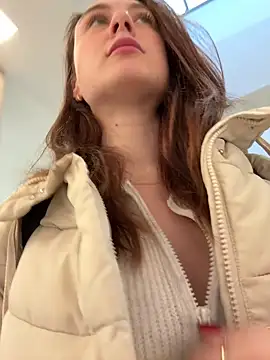 Dina Tease online show from 11.21.25