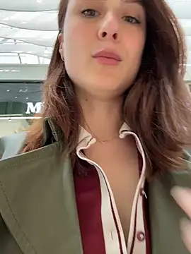 Dina Tease online show from 04.17.26