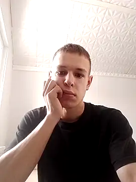 pretty roman online show from 02.11.25