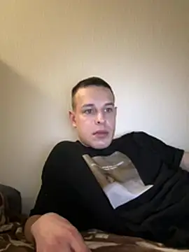 pretty roman online show from 04.19.26