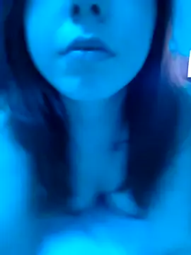 Snapshot of CAT28004 chatting on 11.17.25 CAT28004 online show from 11.17.25