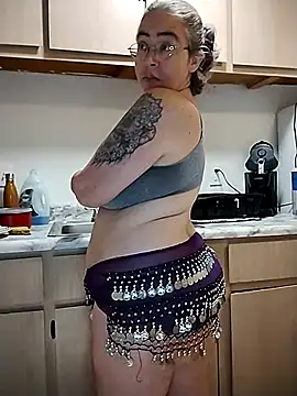 Snapshot of GraceHenderson chatting on 01.30.25 GraceHenderson online show from 01.30.25