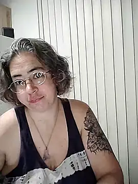 Snapshot of GraceHenderson chatting on 02.18.25 GraceHenderson online show from 02.18.25