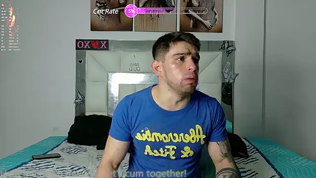 Snapshot of Sexy_Alejandro_ chatting on 12.12.24 Sexy Alejandro online show from 12.12.24