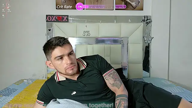 Snapshot of Sexy_Alejandro_ chatting on 12.26.24 Sexy Alejandro online show from 12.26.24