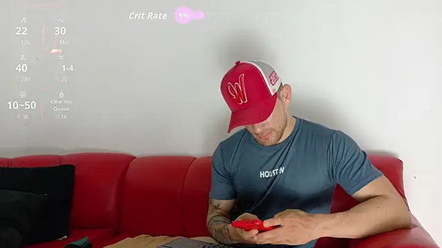 Snapshot of Sexy_Alejandro_ chatting on 10.17.25 Sexy Alejandro online show from 10.17.25