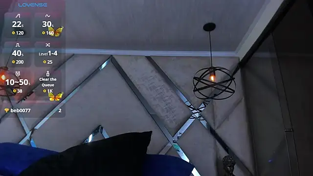 Leah Evans3 online show from 02.06.25