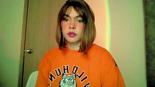 Kiri Cutee online show from 09.13.25